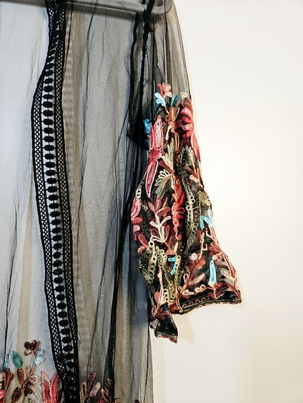 Betty Fashion Floral Embroidered Sheer Kimono Size XL Black Boho - Picture 7 of 8